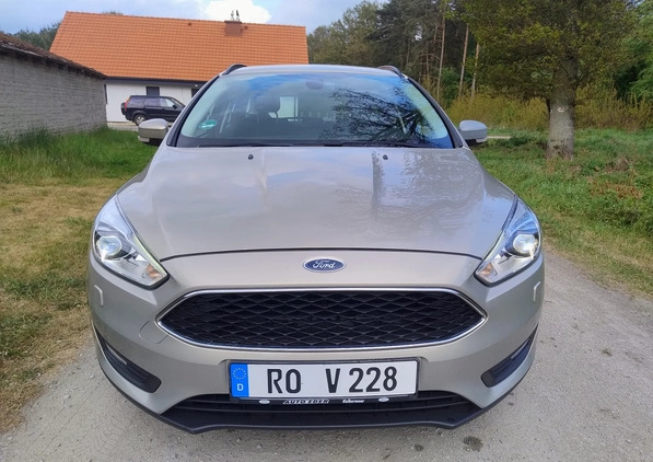 Ford Focus cena 22900 przebieg: 168958, rok produkcji 2015 z Bierutów małe 379